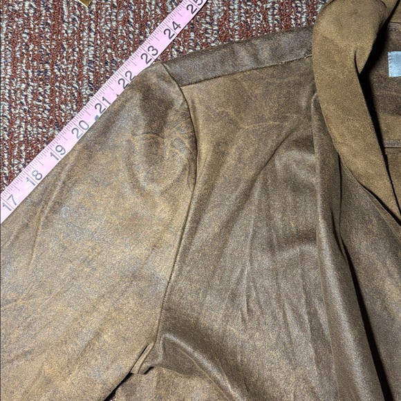 Bagatelle  brown faux leather handkerchief hem long  sleeve open front medium - Picture 9 of 11